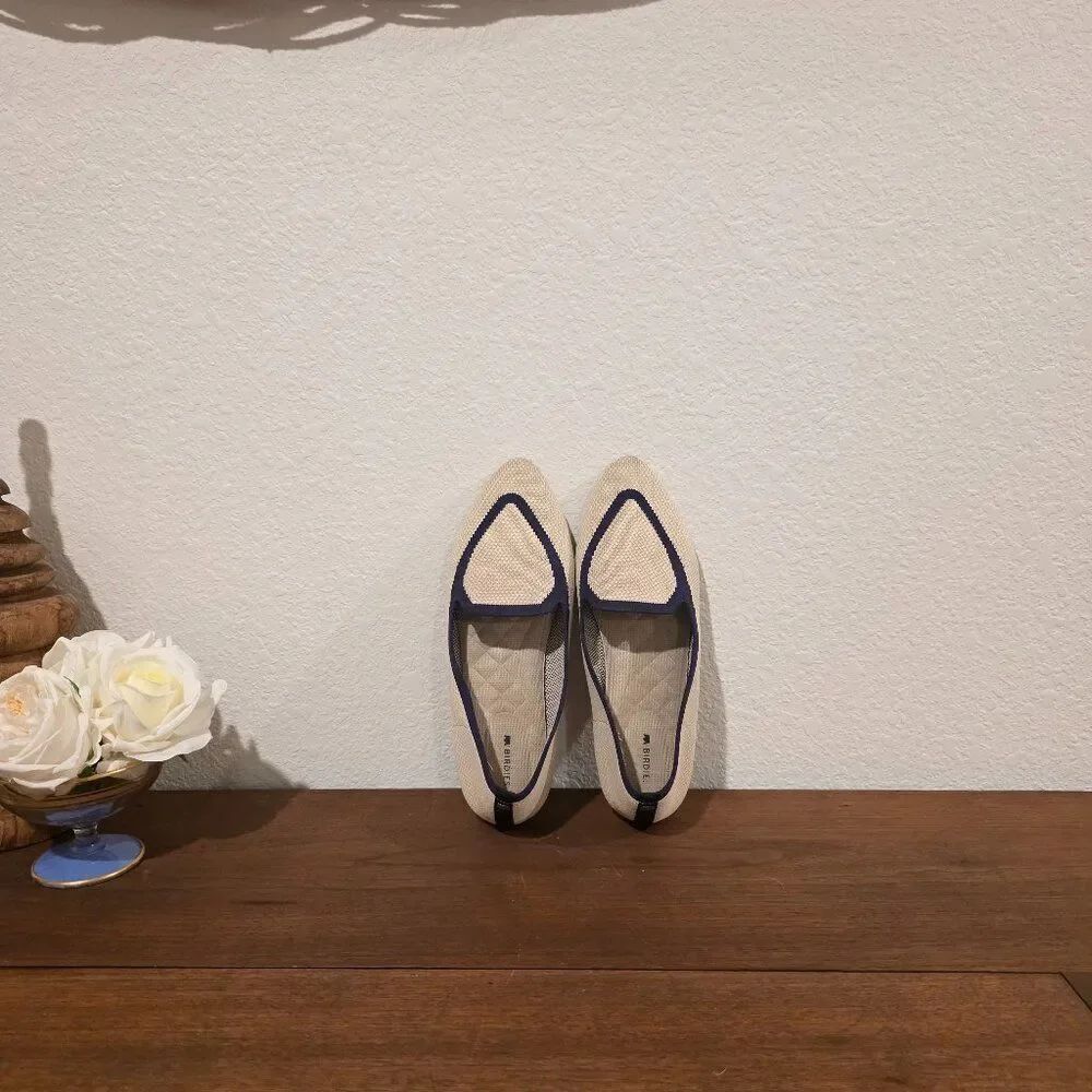 Birdies Blackbird Eggshell Navy Knit Pointed Toe Flats Sz 8.5